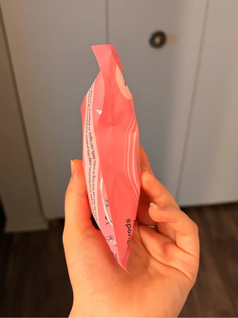 AOA Studio Pink Makeup SOFT Beauty Blender (unused)